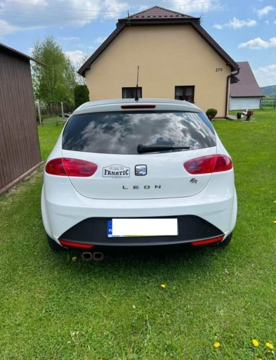 Zdjęcie oferty: BIAŁY zderzak tył seat leon 2 lift