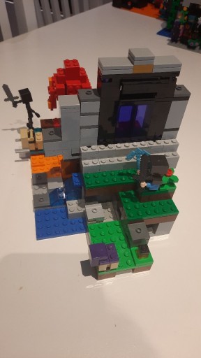 Zdjęcie oferty: Lego Minecraft 21172