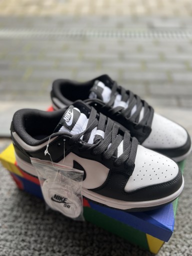 Zdjęcie oferty: Buty Nike Panda Dunk Low roz. 37