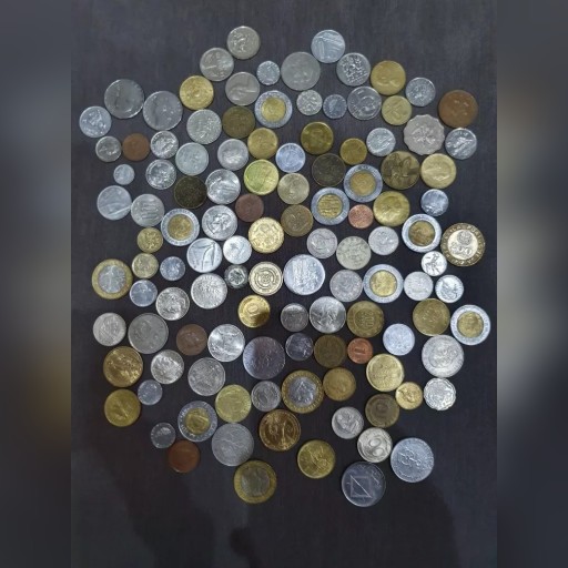 Zdjęcie oferty: 116 monet! Lir, funt, one dollar itp