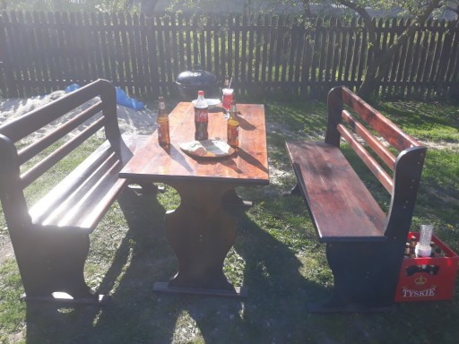 Zdjęcie oferty: Dwie ławki i stół  barowy 