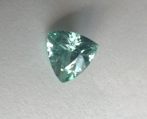 Zdjęcie oferty: Szafir Zielony 3.4 Ct ,   oczko do pierścionka  