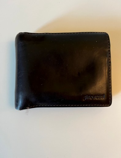 Zdjęcie oferty: Skórzany brązowy portfel Gino Rossi - używany, dobry stan