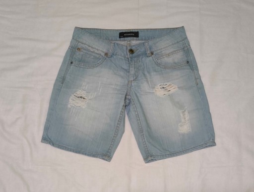Zdjęcie oferty: Spodenki jeansowe Szorty Reserved r. W38