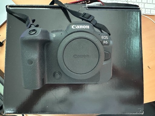 Zdjęcie oferty: Canon R6 + BG-R10 + Battery X 2