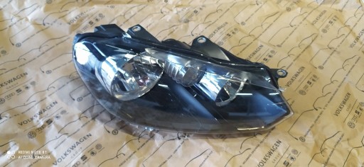 Zdjęcie oferty: HELLA 1EG 009 901-221reflektor prawy  VW Golf VI 