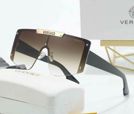 Zdjęcie oferty: Okulary przeciwsloneczne Versace Wloskie pudelko