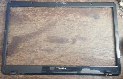 Zdjęcie oferty: Toshiba L670-1K0 - ramka matrycy