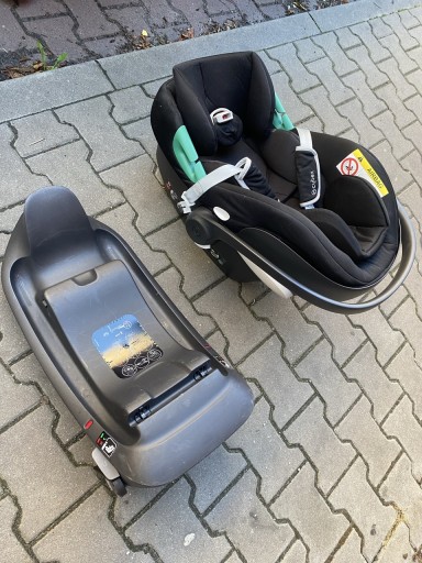 Zdjęcie oferty: Nosidełko Cybex z bazą ISOFIX i wkładką niemowlęcą.