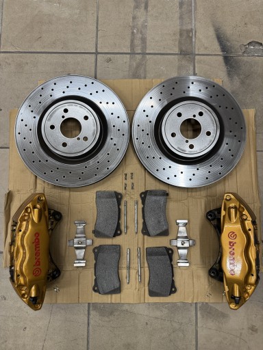 Zdjęcie oferty: Zaciski hamulcowe + tarcze i klocki Brembo subaru impreza STI KOMPLET