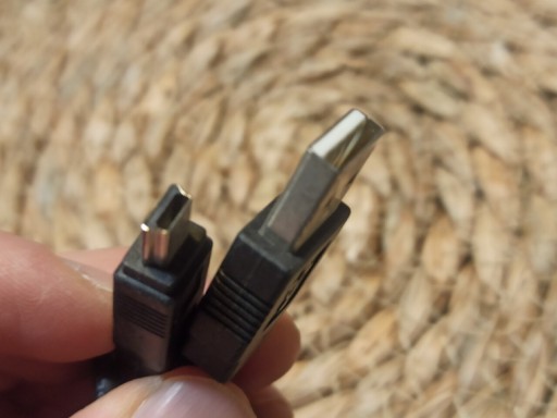 Zdjęcie oferty: Kabel USB do aparatu fotograficznego 