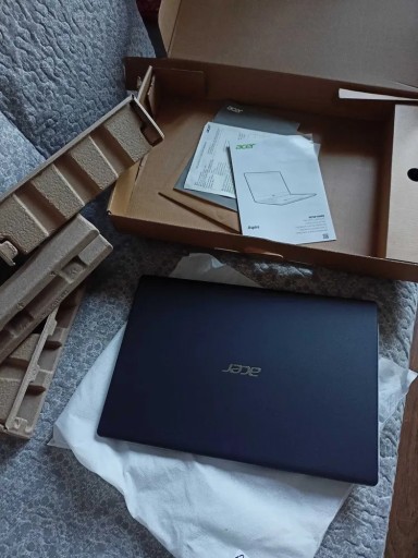 Zdjęcie oferty: Laptop Acer Aspire 3-16GB RAM-512GB Dysk-Win1