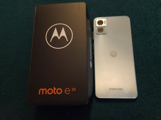 Zdjęcie oferty: Smartfon Motorola Moto e22 4/64 GB niebieski