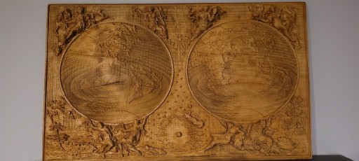 Zdjęcie oferty: Antyczna mapa świata płaskorzeźba drewno biuro
