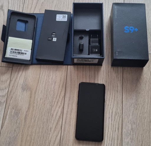 Zdjęcie oferty: Samsung Galaxy S9+ czarny