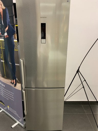 Zdjęcie oferty: Chłodziarko-Zamrażarka Siemens z kamerą oraz Wi-Fi iQ500