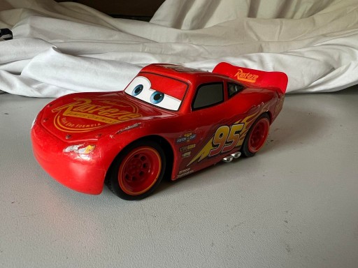 Zdjęcie oferty: Samochód Zygzak McQueen Auta Cars | Disney/Pixar