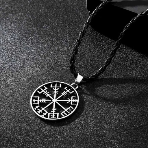Zdjęcie oferty: Naszyjnik runiczny, kompas wikingów
