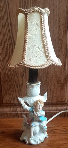 Zdjęcie oferty:  Porcelanowa Lampka Figuralna 32,5 cm