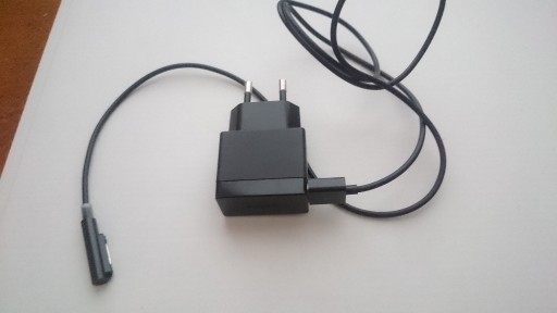 Zdjęcie oferty: Ładowarka SONY magnetyczna z kablem micro USB