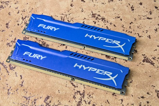 Zdjęcie oferty: RAM Kingston HyperX 1866 MHz 8GB DDR3 + Intel Pent