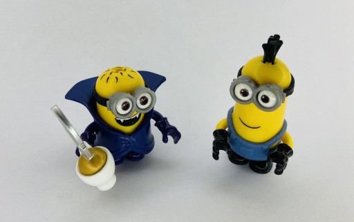 Zdjęcie oferty: Dwie figurki kolekcjonerskie Minionków