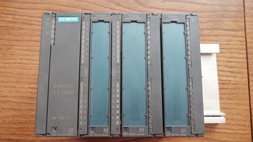 Zdjęcie oferty: Moduł DI/DO SIMATIC, SM 323, 6ES7323-1BL00-0AA0