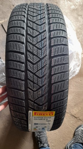 Zdjęcie oferty: Opona Pirelli Scorpion Winter 235/55 R19 XL 105H 