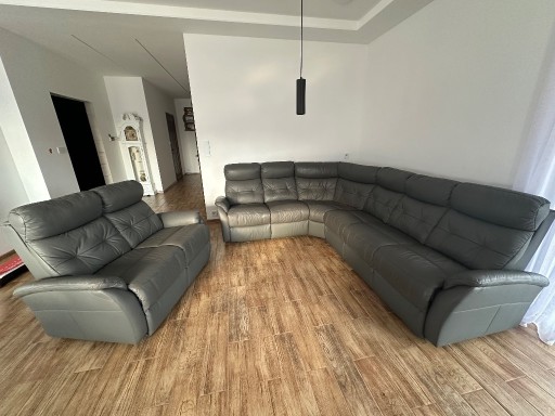 Zdjęcie oferty: Narożnik skórzany sofa 2-osobowa, naturalna skóra