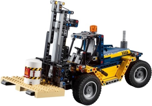 Zdjęcie oferty: LEGO Technic 42079 - Wózek widłowy lub samochód holowniczy pomocy drogowej