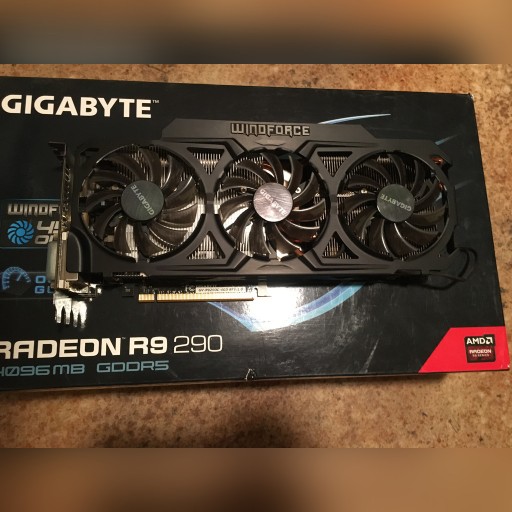 Zdjęcie oferty: Uszkodzony Radeon R9 290