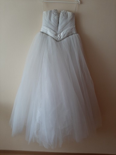 Zdjęcie oferty: Suknia ślubna pięknie zdobiona