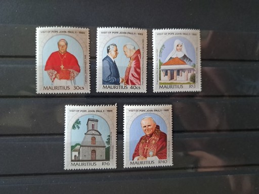 Zdjęcie oferty: Mauritius SG 822-26** JPII z wizytą na Mauritiusie