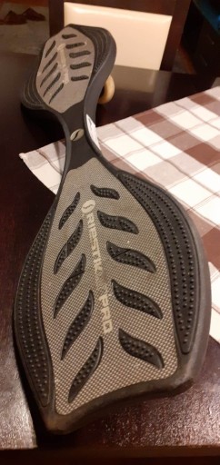 Zdjęcie oferty: Waveboard RAZOR RipStik Air Pro Czarno-srebrny