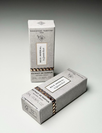Zdjęcie oferty: Bois Impérial Extrait Essential Parfums 2 ml
