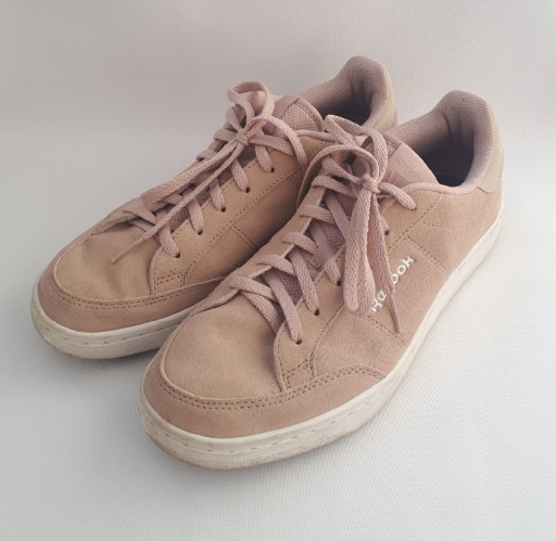 Zdjęcie oferty: Buty Reebok zamszowe 38.5