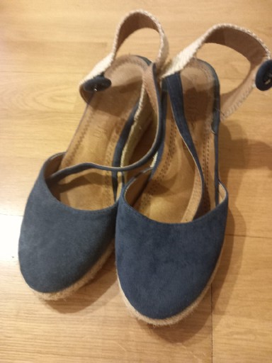 Zdjęcie oferty: Espadryle na koturnie 