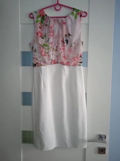 Zdjęcie oferty: Sukienka ołówkowa Orsay biała kwiaty 