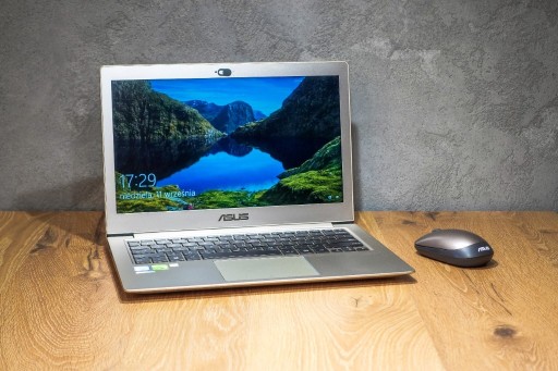 Zdjęcie oferty: Laptop 13 ASUS ZenBook i7, 12GB RAM, GeForce, SSD 