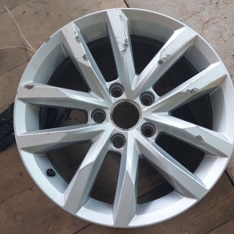 Zdjęcie oferty: Felga aluminiowa passat b8 b7 6,5jx16 et41