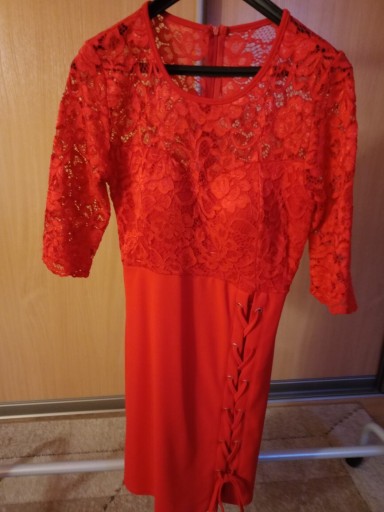 Zdjęcie oferty: Czerwona sukienka