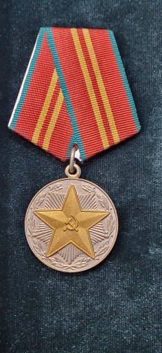 Zdjęcie oferty: ZSRR Medal "Za 15 lat nienagannej służby"