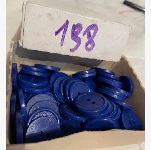 Zdjęcie oferty: 198 guziki niebieskie duże 10 sztuk