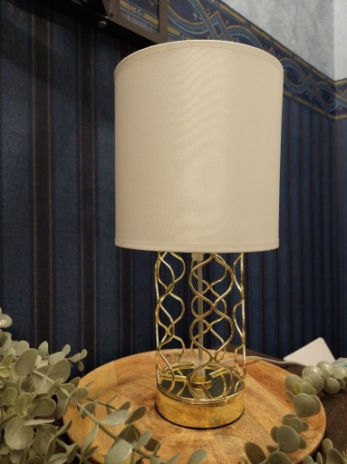 Zdjęcie oferty: Lampka nocna stołowa glamour biało złota 