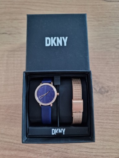 Zdjęcie oferty: Prezent na Święta zegarek damski DKNY NY2974