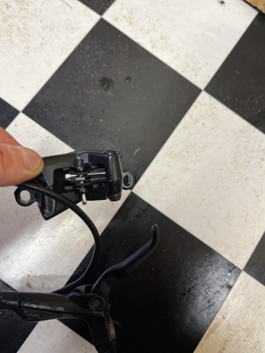 Zdjęcie oferty: Komplet Hamulców hydrauliczne Avid Elixir 1 Przód Sprawny + Tył Uszkodzony