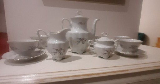 Zdjęcie oferty: Serwis porcelanaWałbrzych Stara porcelana prezent