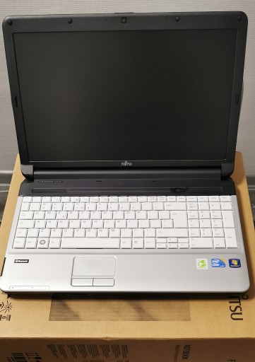Zdjęcie oferty: Laptop Fujitsu LifeBook A530