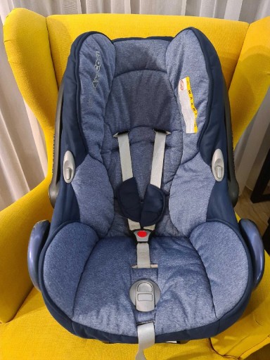 Zdjęcie oferty: Maxi Cosi - nosidełko z bazą Familly fix