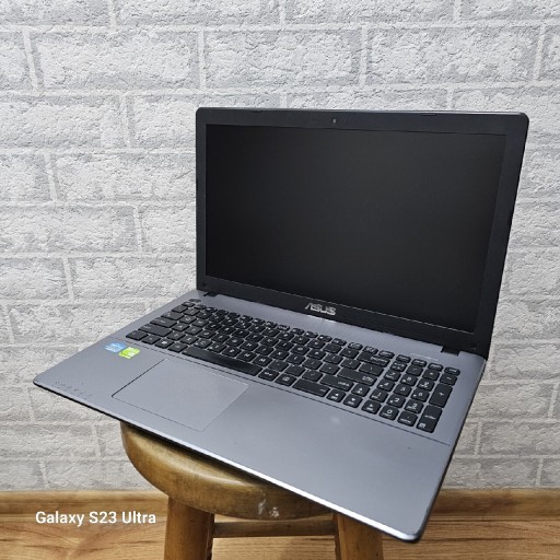 Zdjęcie oferty: Laptop ASUS X550C do warsztatu garażu programy diagnostyczne Delphi OBD WOW